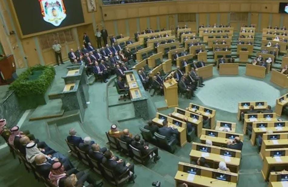 النواب يناقشون اليوم قرار لجنة الرد على خطاب العرش السامي