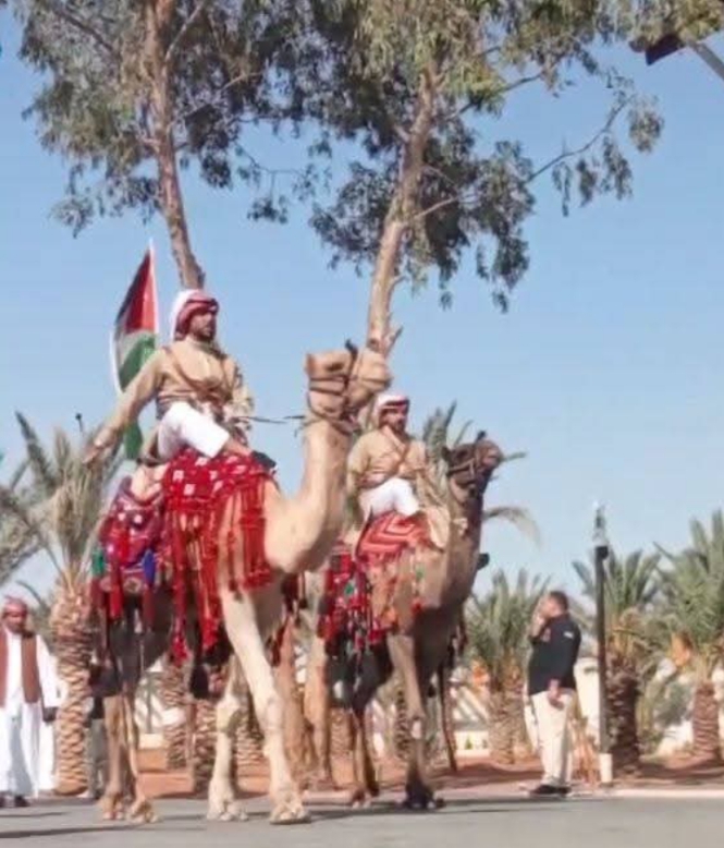 انطلاق رحلة شبابية على الإبل  لأداء العمرة عن روح المغفور له الملك الحسين بن طلال طيب الله ثراه