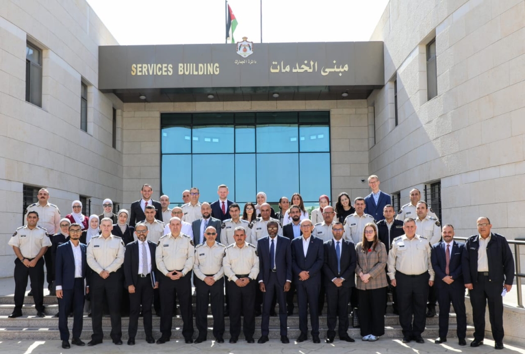 الجمارك تستعرض أثر ونتائج المشاريع الممولة أمام الجهات المانحة...صور