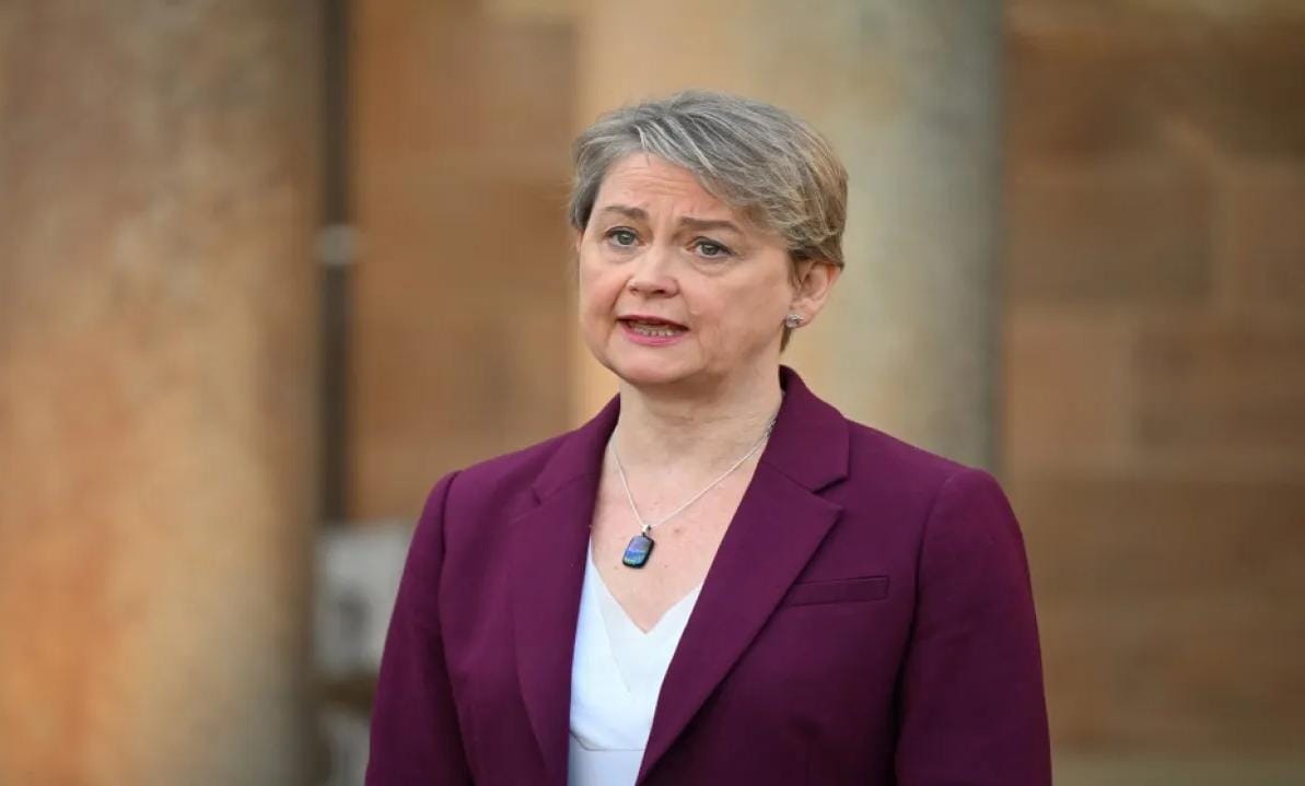 وزيرة الخارجية البريطانية تزور الأردن