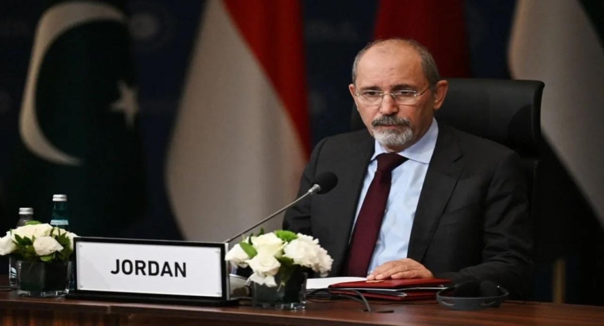 وزير الخارجية يؤكد ضرورة ضمان الالتزام ببنود اتفاق وقف إطلاق النار في غزة