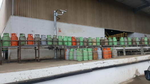 مصفاة البترول تحيل عطاءات لتوريد 200 ألف أسطوانة غاز و600 ألف صمام