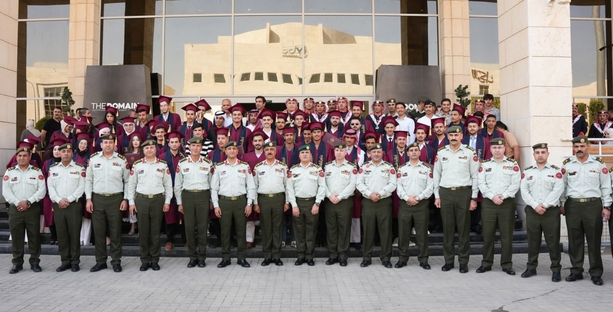 الثقافة العسكرية تكرّم أوائل التوجيهي وأبناء الشهداء في احتفال وطني بمجمع الحسين للأعمال...صور