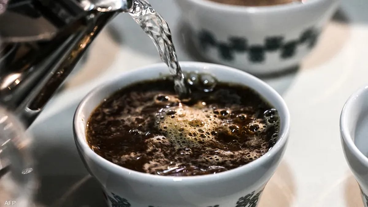 القهوة سريعة الذوبان قد تضر بالبصر وتزيد خطر الإصابة بالضمور البقعي