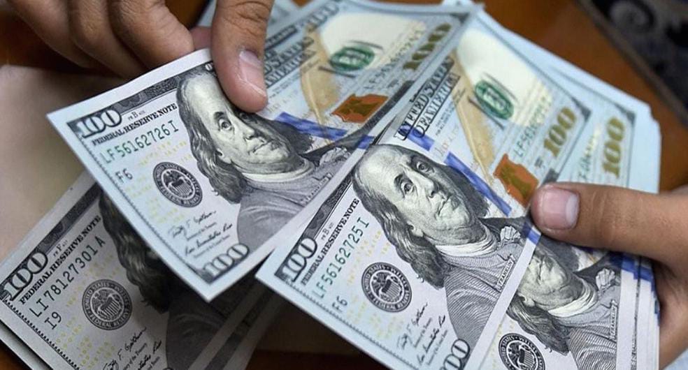 استقرار الدولار