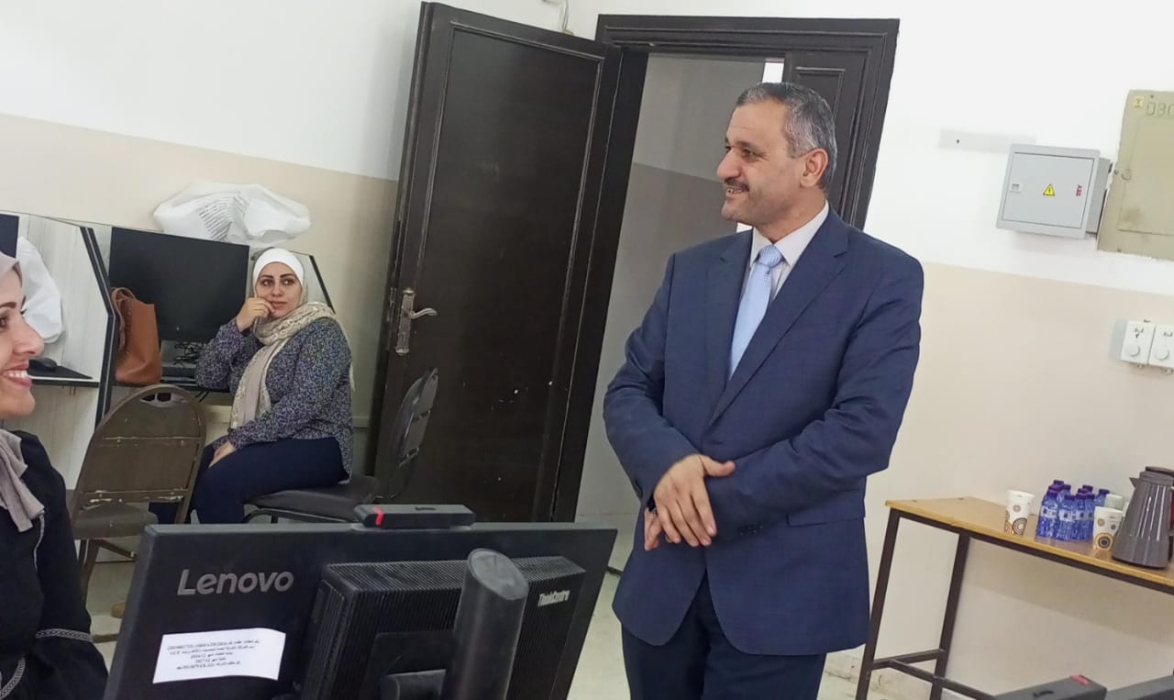 الجريري يفتتح برنامج تدريب المعلمين على مهارات التقييم الرقمي في لواء الجيزة