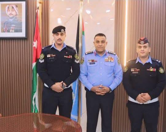 مدير إدارة الدوريات الخارجية يكرّم عدد من مرتب غرفة  العمليات