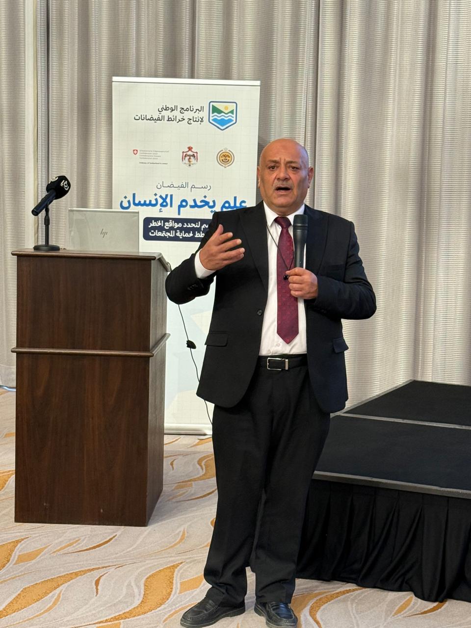 حملة توعوية بمخاطر الفيضانات في العقبة