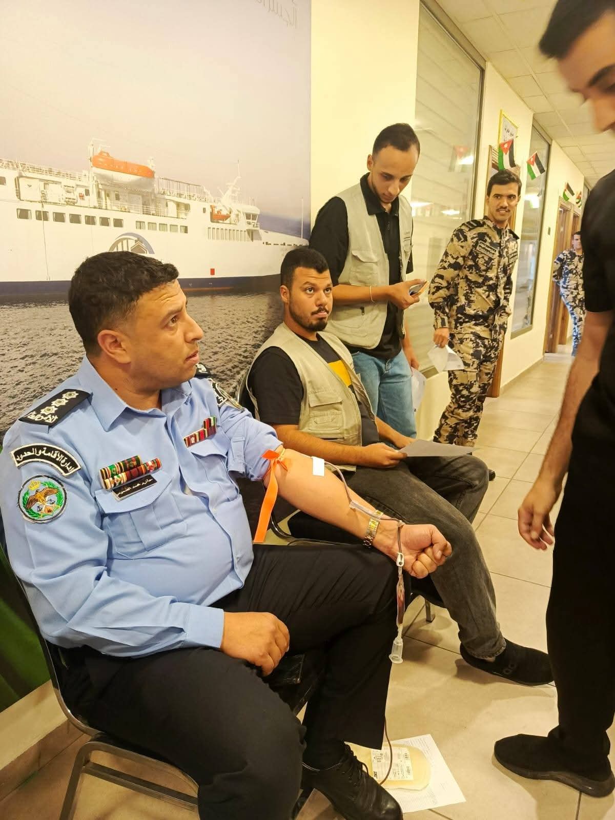 مركز جمرك حدود العقبة ينظم حملة للتبرع بالدم...صور