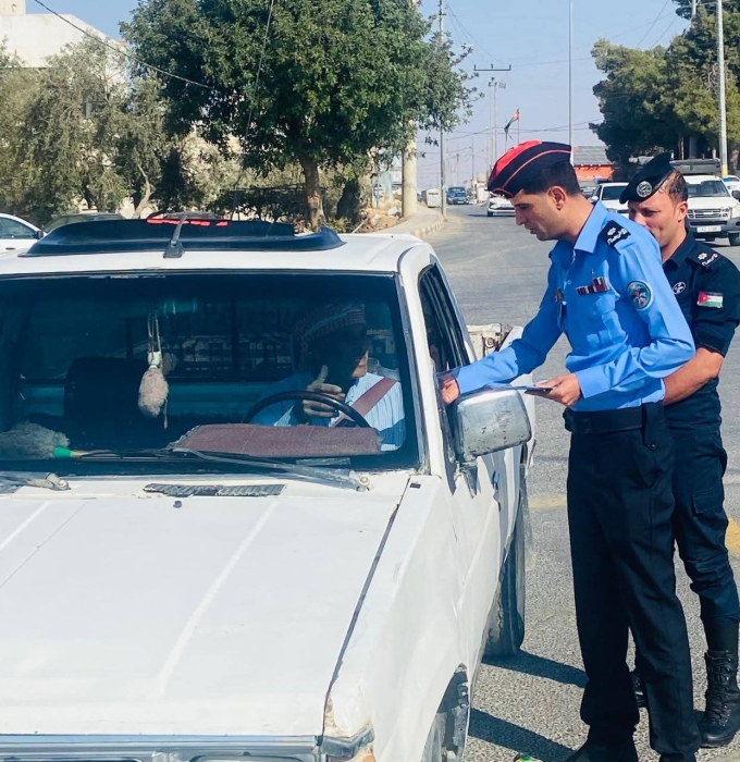 الشرطة المجتمعية تُنفذ أنشطة توعوية ومجتمعية في إقليم الجنوب