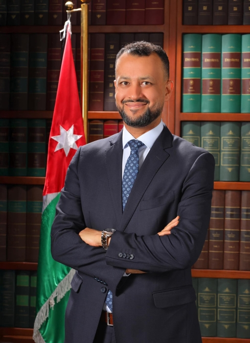 ترقية الدكتور مدين المحاسنة إلى رتبة أستاذ مشارك بالإسراء