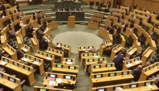 الحكومة: انخفاض العجز 2.125 مليار دينار