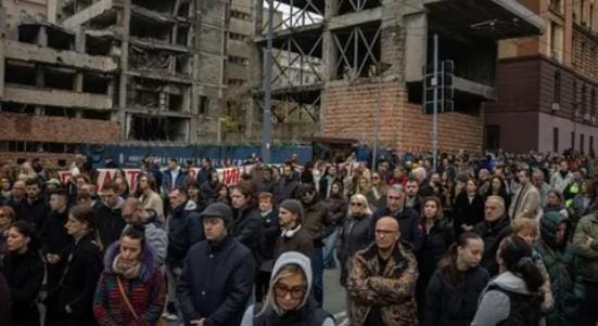 مئات يتظاهرون في بلغراد ضد مشروع لصهر ترامب