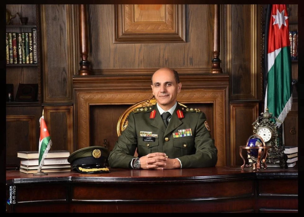 ترفيع  د. رجا الخصاونة إلى رتبة عقيد