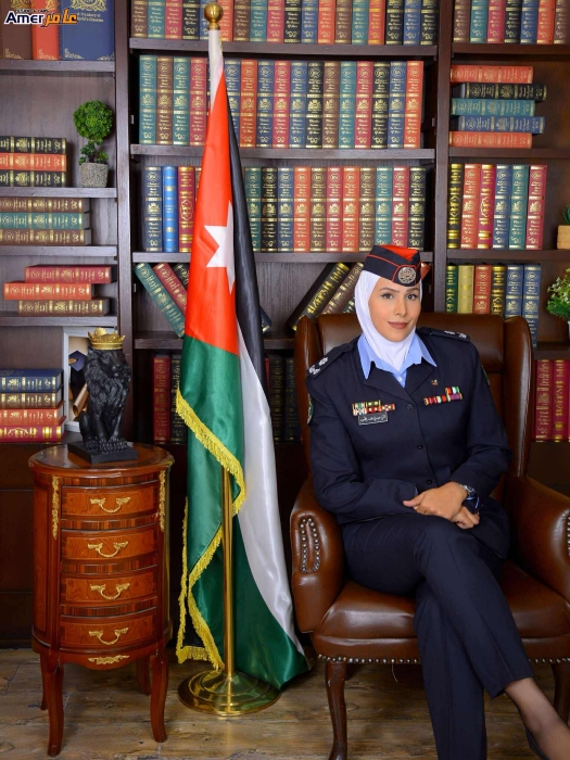 ترفيع فاتن مجدي الحمايدة إلى رتبة ملازم ثاني