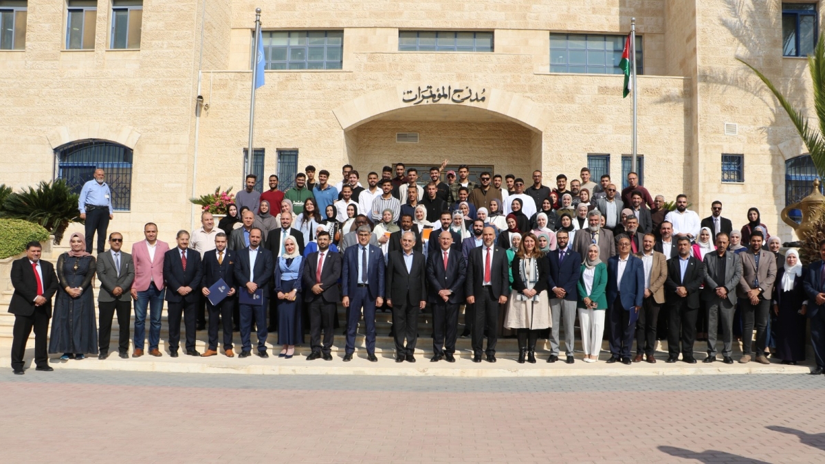 جامعة الزرقاء تنظم يوماً علمياً حول الأشعة: جسر التشخيص والعلاج