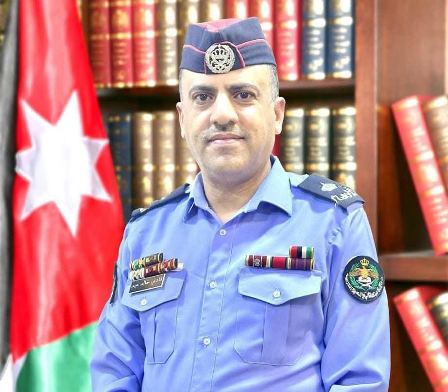 خليل سند الجبور يهنئ فادي الغيالين بترفيعه إلى رتبة رائد