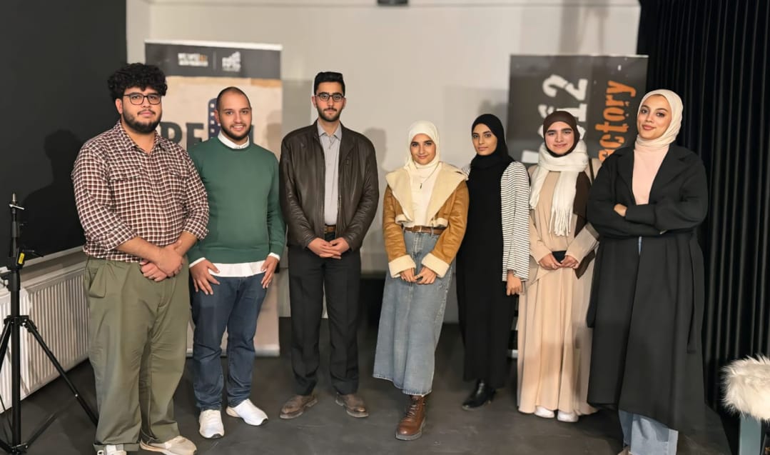 طلبة إعلام الزرقاء يشاركون في مشروع صحفيون أردنيون يُكرّمون الصحفيين في غزة