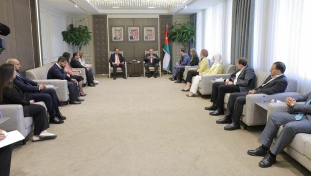 رئيس مجلس النواب يؤكد دعم المجلس لتمكين الشباب