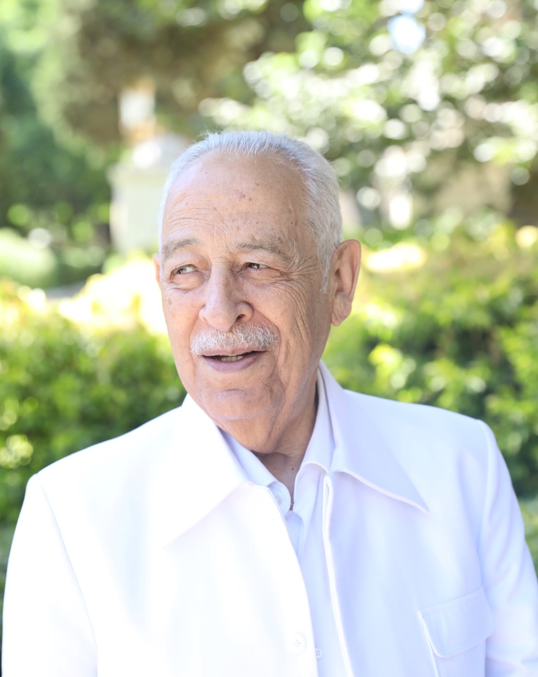 خميس تكتب: يوسف العيسوي.. الأب الصامت لكل أردني