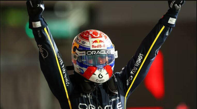 فرستابن ينتزع فوز لاس فيغاس ويُبقي نفسه في قلب صراع لقب الفورمولا 1