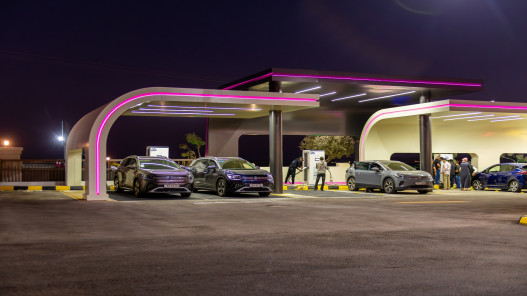 وزارة البيئة: 15 من السيارات في الأردن كهربائية بالكامل