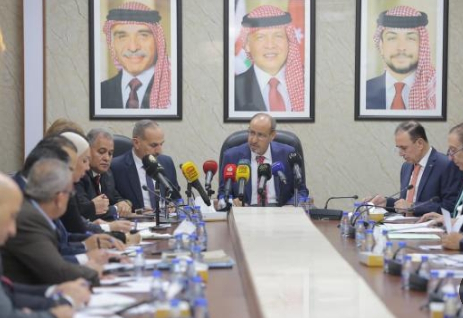 القانونية النيابية تناقش التنفيذ الشرعي