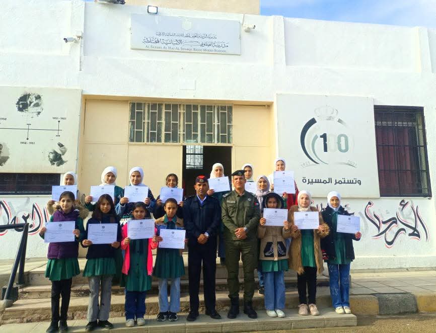 الشرطـة المجتمعيـة تُنفذ أنشطـة توعويـة ومجتمعيـة في قيادة شرطـة الباديـة الملكيـة