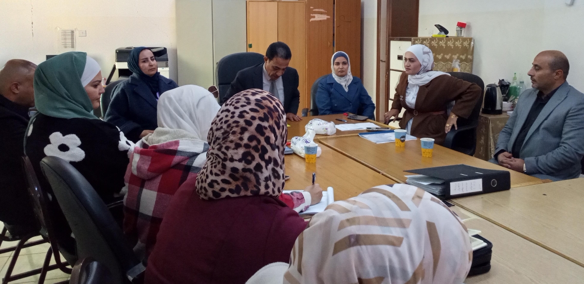 مدير تربية الموقر يلتقي المشرفين التربويين ويؤكد على تفعيل الطابور الصباحي وتعزيز الانتماء الوطني