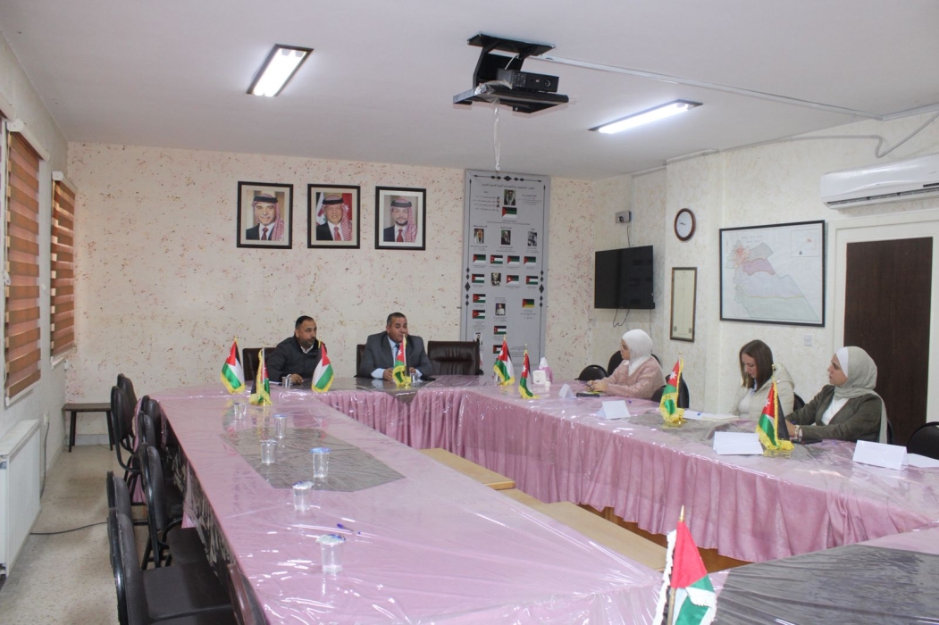 الخوالدة يناقش جاهزية المدارس للظروف الجوية غير الاعتيادية