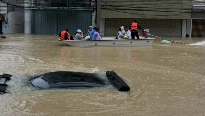 ارتفاع ضحايا الفيضانات والانهيارات الأرضية في إندونيسيا وسريلانكا وتايلاند