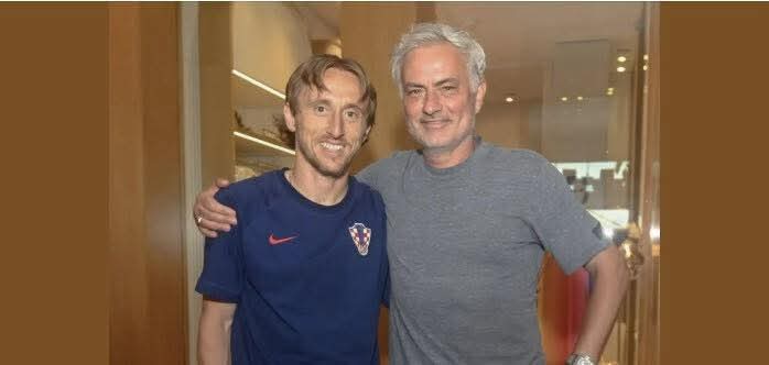 مودريتش يكشف أسرار انتقاله لريال مدريد ودور مورينيو وزيدان في مسيرته