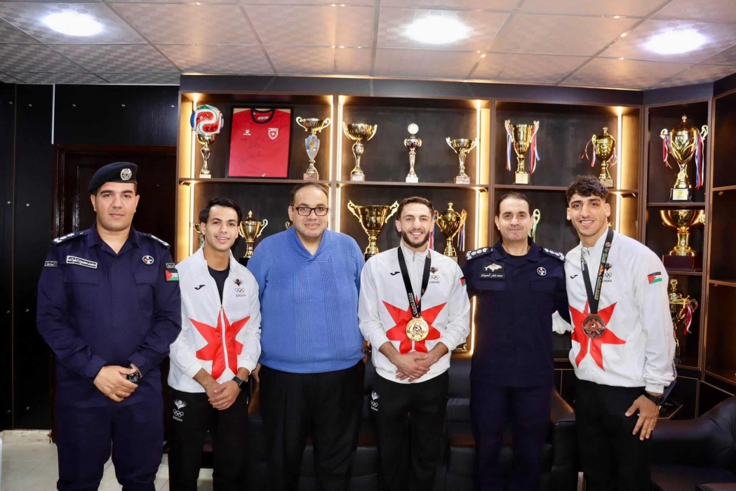 الأمين العام للاتحاد الرياضي للشرطة يلتقي رئيس الاتحاد الاردني للكراتيه ...صور