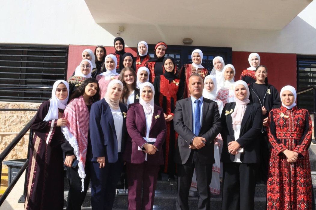 الهديرس يفتتح فعاليات يوم الضاد احتفاءً باليوم العالمي للغة العربية في أم السماق الشمالي