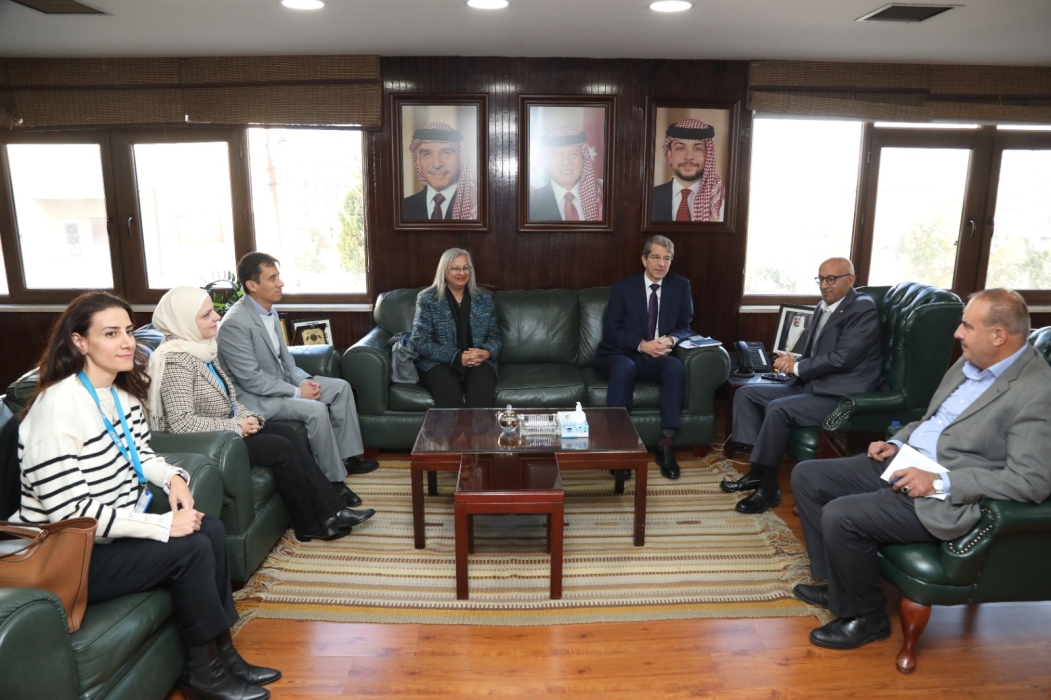 وزير المياه والري يستقبل ممثل منظمة اليونيسف لدى الاردن