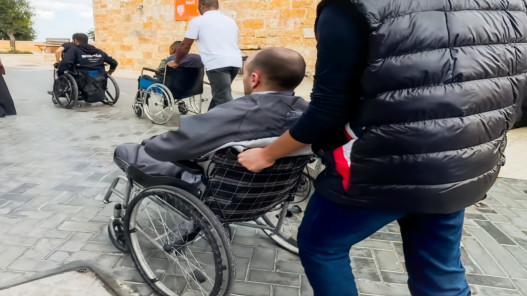 تلفريك عجلون يمنح الأشخاص ذوي الإعاقة تذاكر مجانية بشكل دائم