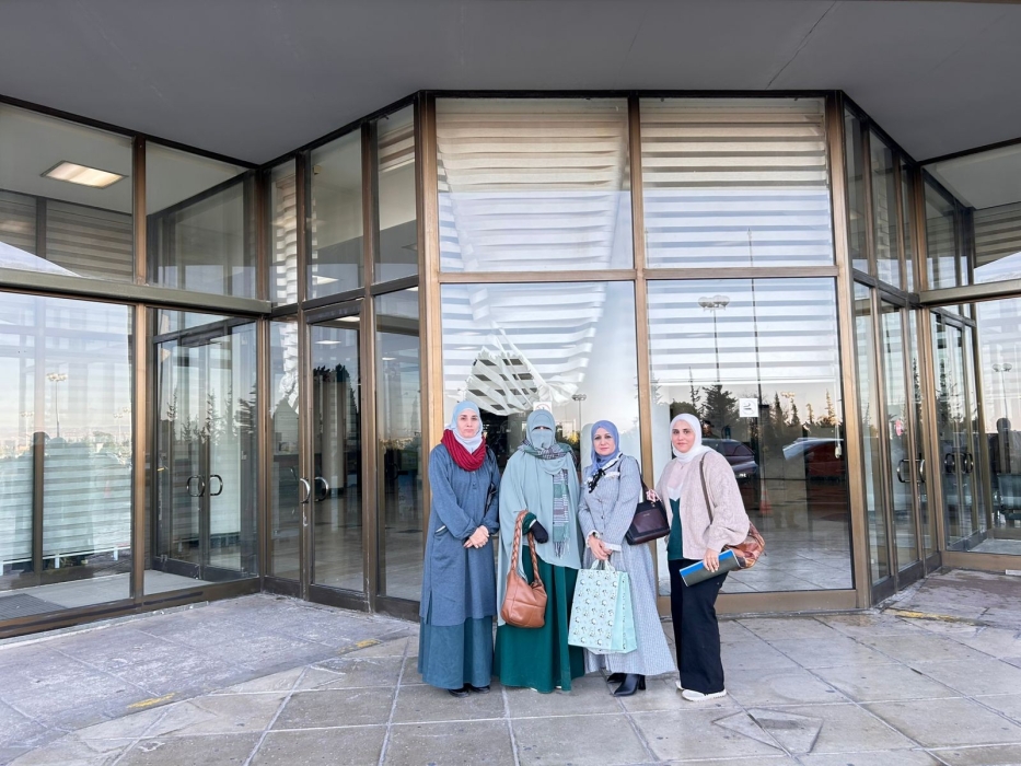 يبلا الأساسية للبنات تشارك في مبادرة “ارسم ابتسامة وعلّم حرفاً” دعماً لمرضى السرطان