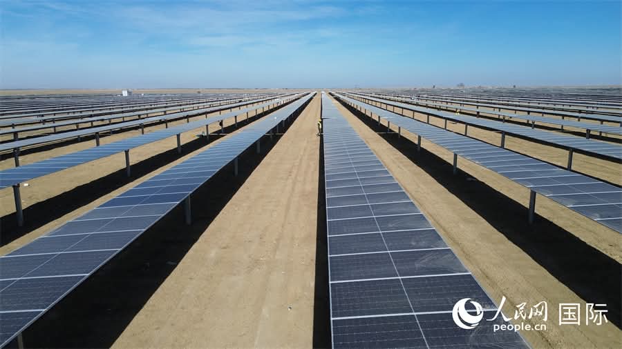 تونس تدشن أول محطة طاقة شمسية كهروضوئية بنظام الامتياز بقدرة 100 ميغاواط