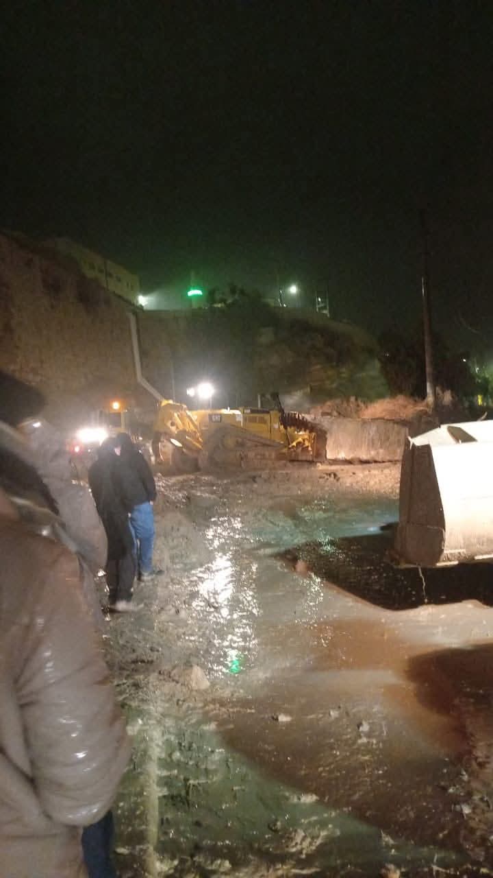 بلدية الكرك: إغلاق مؤقت للطريق المؤدية إلى كرك القصبة بسبب انهيار جبلي