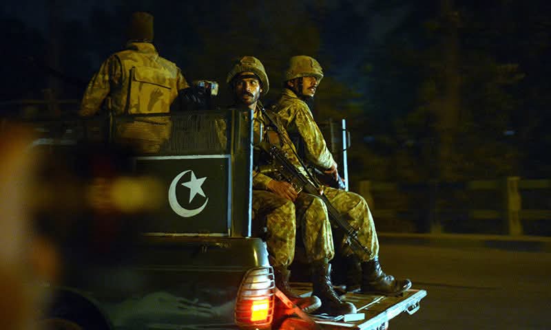 الجيش الباكستاني يعلن مقتل 5 مسلحين في عملية أمنية بإقليم بلوشستان