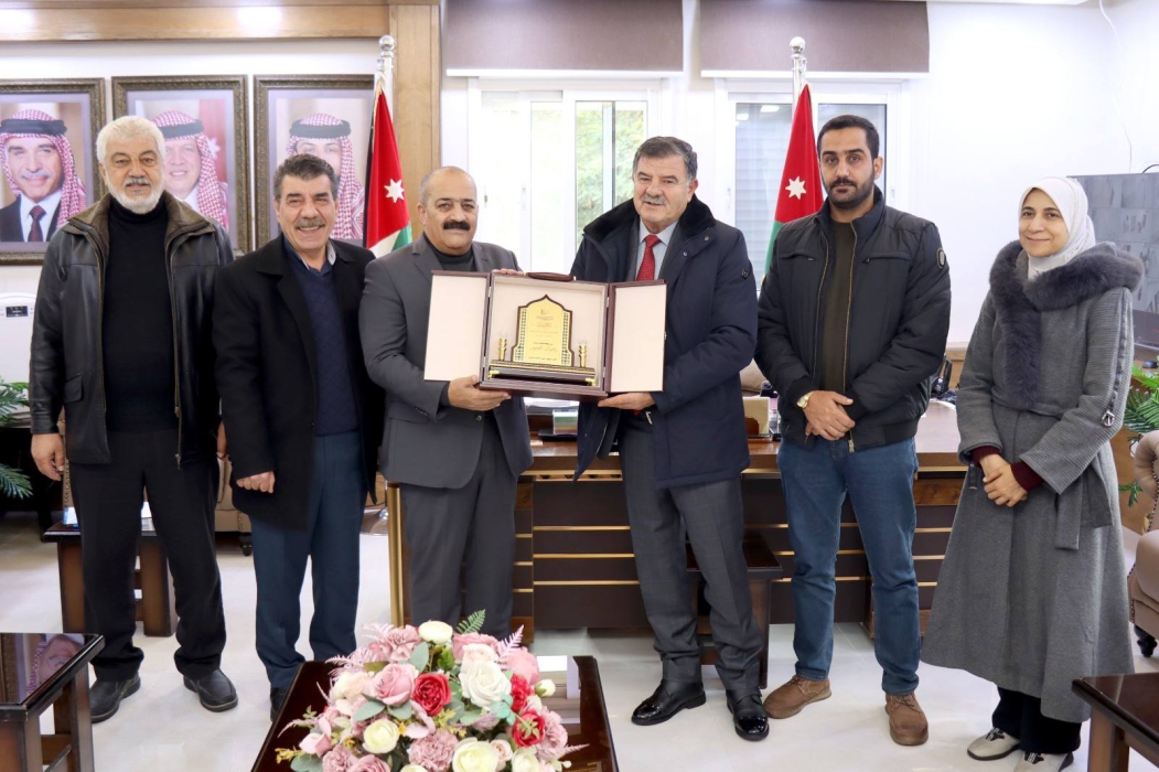 نقابة المهندسين في إربد تكرم المحافظ رضوان العتوم عرفانًا بمسيرته الحافلة بالعطاء