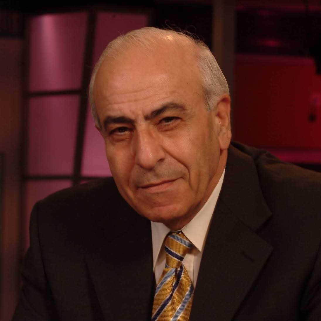 وفاة عمدة مذيعي قناة الجزيرة الإعلامي جميل عازر