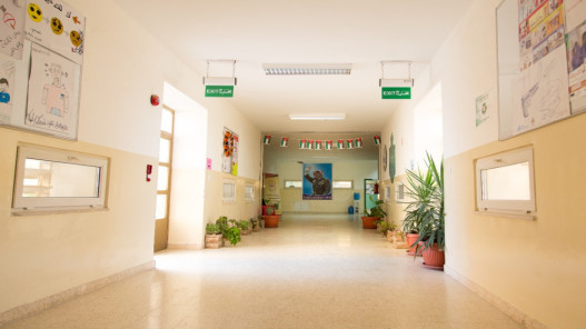 وزير التربية: 701 مدرسة في الأردن بلا مراسلين آذنة