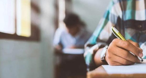 “التربية”: لا تغيير على موعد امتحان الثانوية العامة غدا