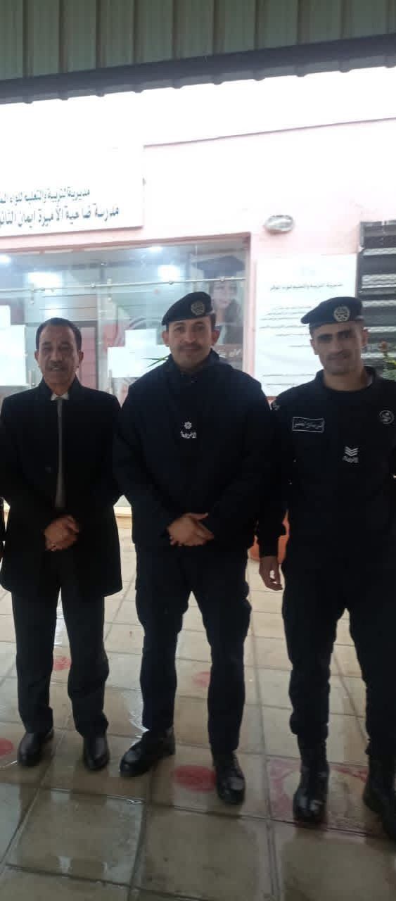 مدير تربية الموقر  يواصل جولاته التفقدية لامتحان التربية الاسلامية