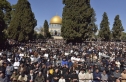 رغم تضيقات الاحتلال.. 80 ألف مصلٍ أدوا صلاة الجمعة الأولى من رمضان في الأقصى