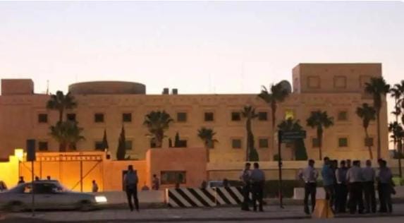 الأمن العام يدعو سكان محيط السفارة الأمريكية في عمّان لالتزام إجراءات السلامة عند سماع صفارات الإنذار