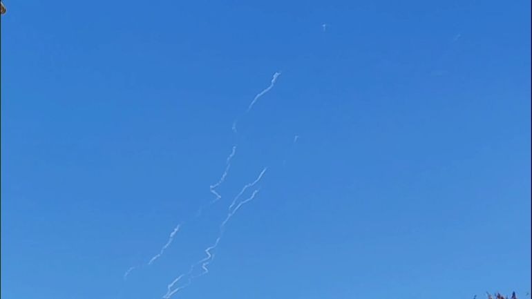 رشقات صاروخية متزامنة من لبنان وإيران على إسرائيل