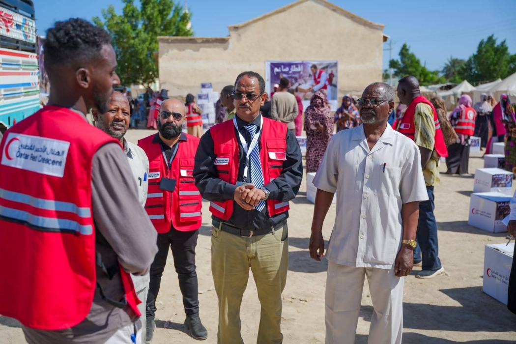الهلال الأحمر القطري يوزع 11 ألف سلة غذائية في السودان ضمن حملة إفطار صائم