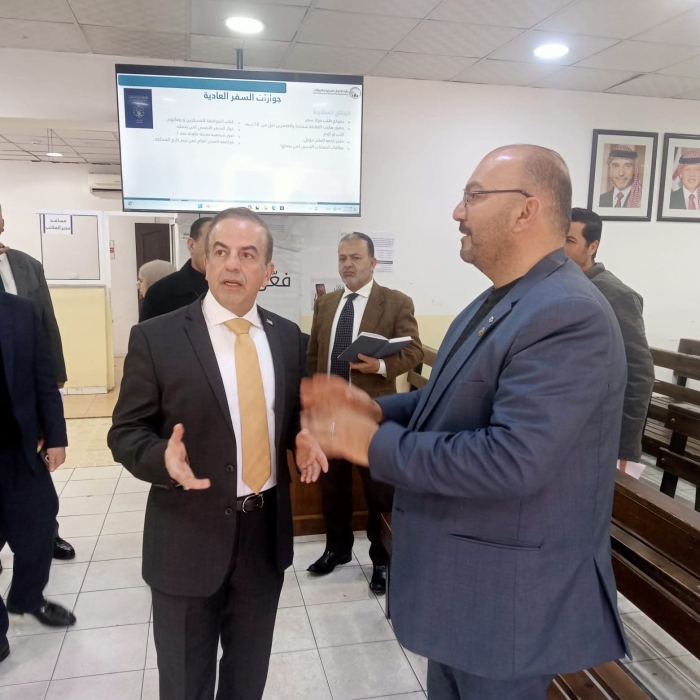 الطيب : أكثر من 40 ألف وثيقة أنجزها مكتب جبل الحسين خلال عام